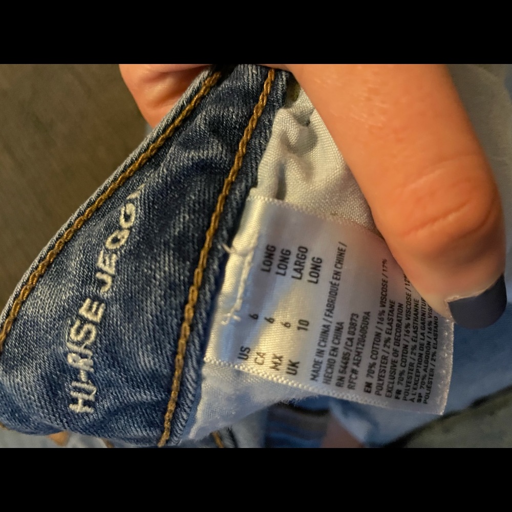 American eagle, light wash high waist skinny jean